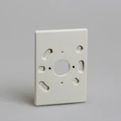 Afdekramen|Inbouw Schakelmateriaal > Attema Montageplaat tbv Opbouw