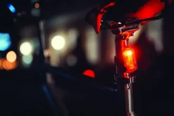 Fietsverlichting > AXA achterlicht Greenline LED - usb oplaadbaar