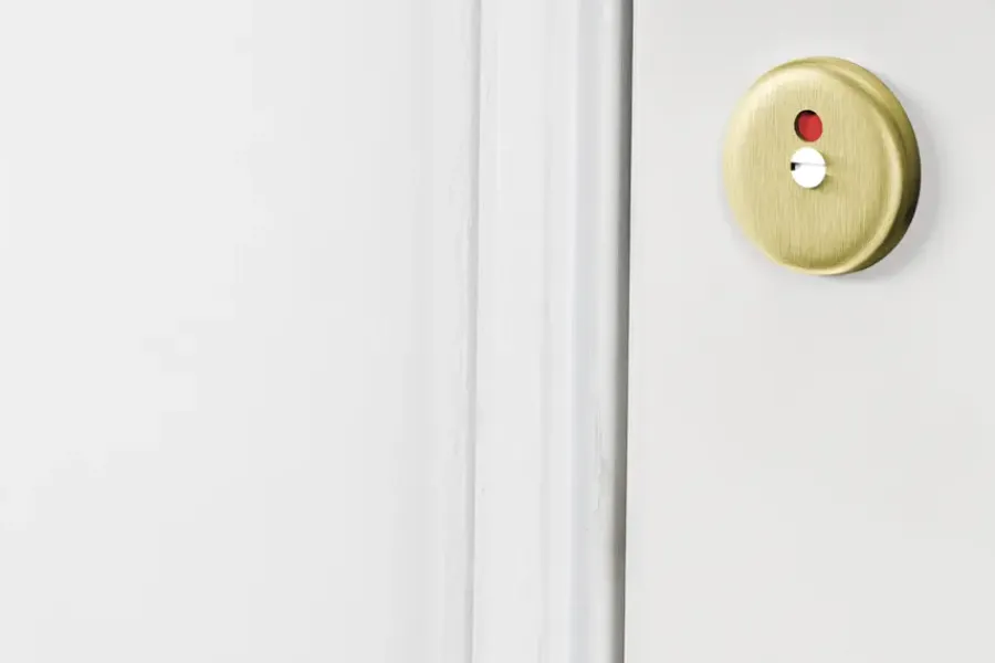 Deurbeslag Binnendeur|Deurbeslag Binnen > AXA binnendeurrozet klik met toilet-/badkamersclot rond goud