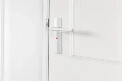 Deurbeslag Binnendeur|Deurklinken > AXA deurkrukset Curve Milan aluminium blindschild zilver wc-/badkamersluiting 63/8