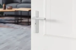 Deurbeslag Binnendeur|Deurklinken > AXA deurkrukset Curve Milan aluminium blindschild sleutelgat PC55