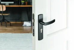 Deurbeslag Binnendeur|Deurbeslag Binnen > AXA Langschild binnendeur voor cilinderslot 55 mm zwart
