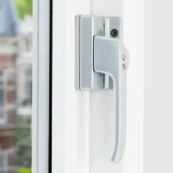 Raambeslag|Raamsluiting > AXA Raamsluiting met slot SKG 1-ster links aluminium