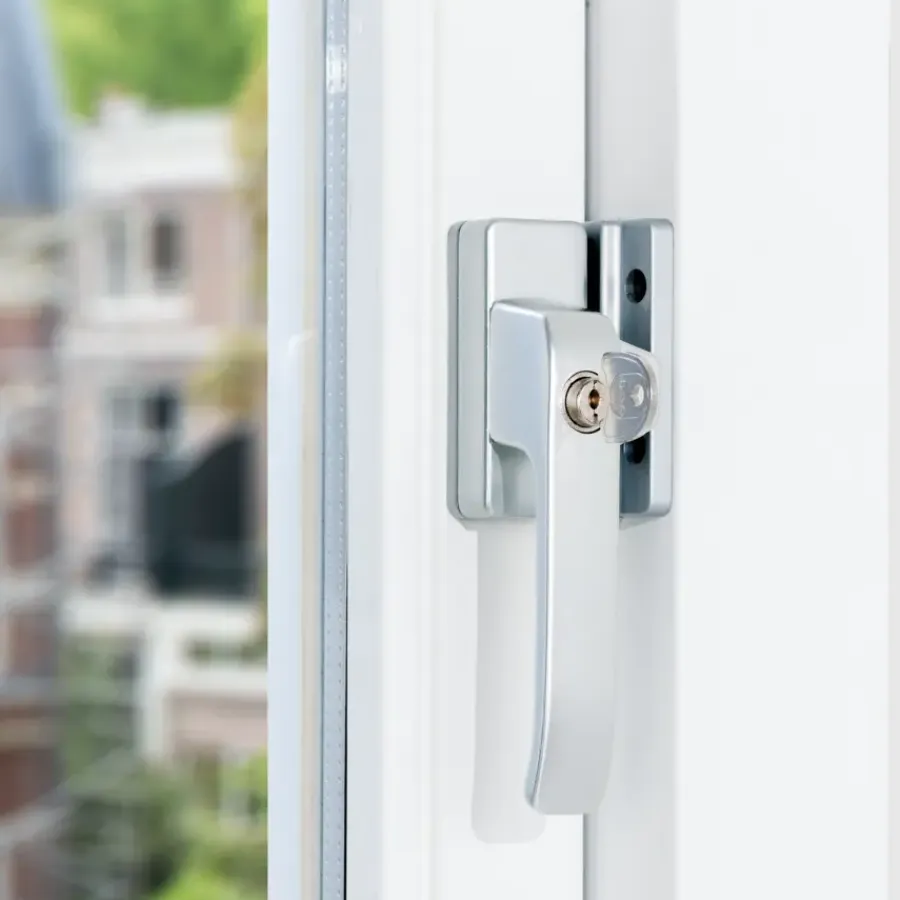 Raambeslag|Raamsluiting > AXA Raamsluiting met slot SKG 1-ster links aluminium