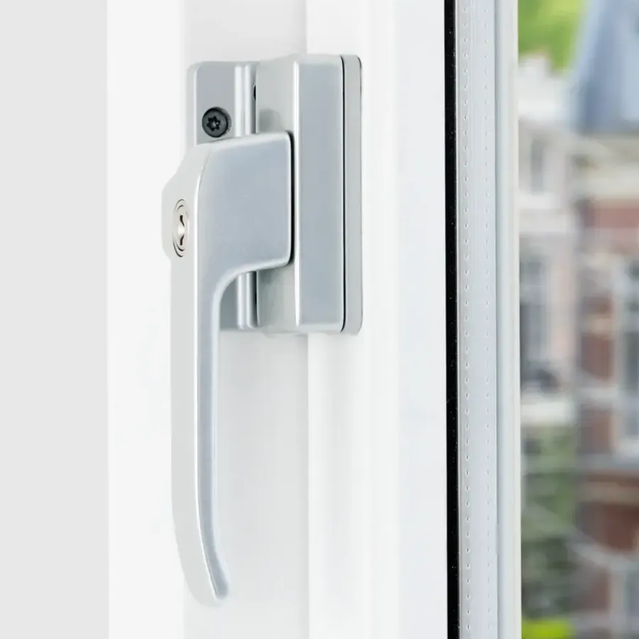 Raambeslag|Raamsluiting > AXA raamsluiting rechts aluminium SKG 1-ster