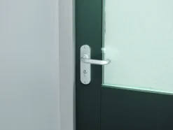 Deurbeslag Buitendeur|Deurklinken > AXA veiligheidsbeslag Oval achterdeur aluminium kortschild met SKG 3-sterren 72 mm