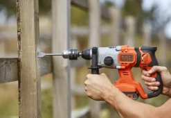 Accuboormachines|Boormachines > BLACK+DECKER accu boorhamer BCD900E2K-QW (incl. 2 accu's en lader)