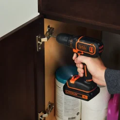 Accuboormachines|Boormachines > BLACK+DECKER accuboormachine BDCDC18-QW