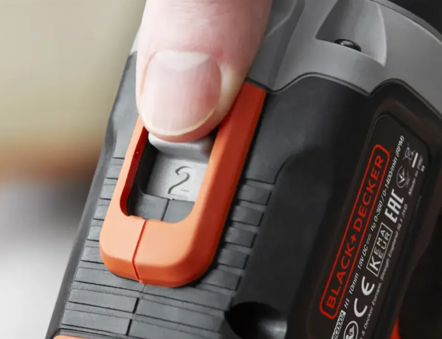 Accuboormachines|Boormachines > BLACK+DECKER accu klopboormachine BCD003C2K-QW