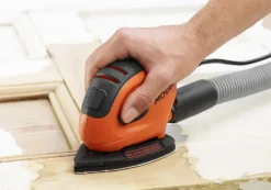 Schuurmachines > BLACK+DECKER Detailschuurmachine BEW230K-QS incl. 6 schuurvellen / koffer