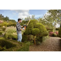 Heggenscharen > BLACK+DECKER elektrische heggenschaar BEHTS501-QS 60cm