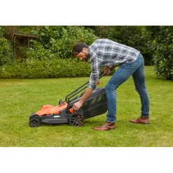 Grasmaaiers > BLACK+DECKER grasmaaier 1800W 42 cm maaibreedte