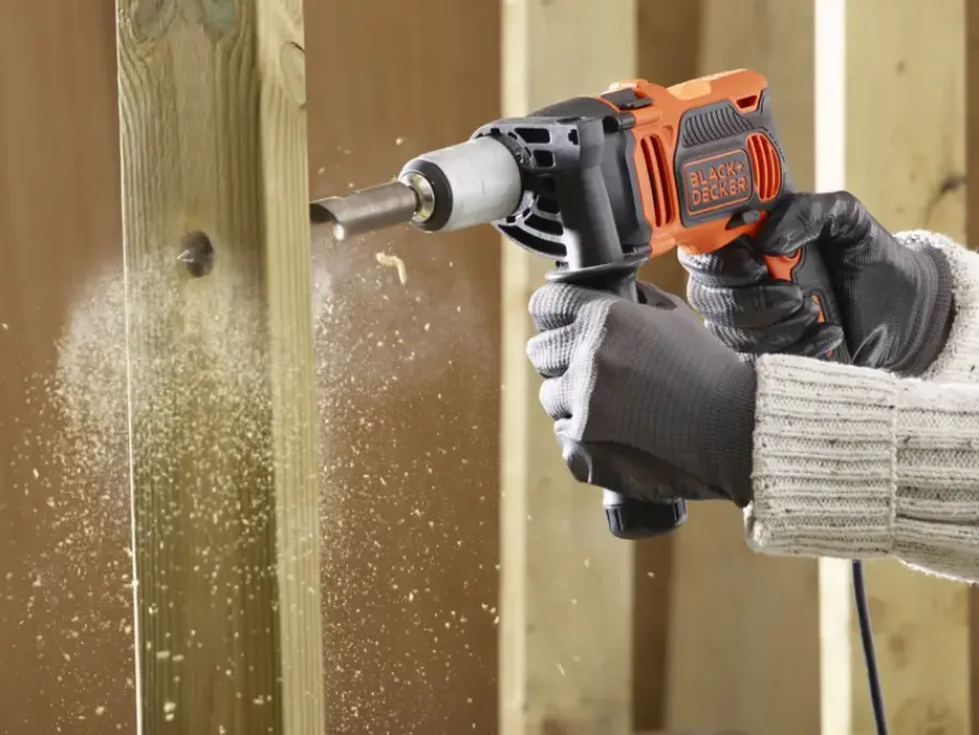 Boormachines > BLACK+DECKER klopboor BEH850KA32-QS in koffer + 32 dlg accessoires