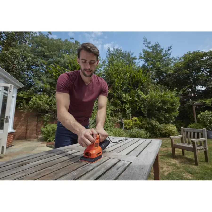 Schuurmachines > BLACK+DECKER Multischuurmachine BEW200-QS