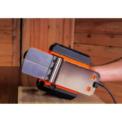 Frees, Slijp & Schaafmachines > BLACK+DECKER schaafmachine 710W BEW712-QS