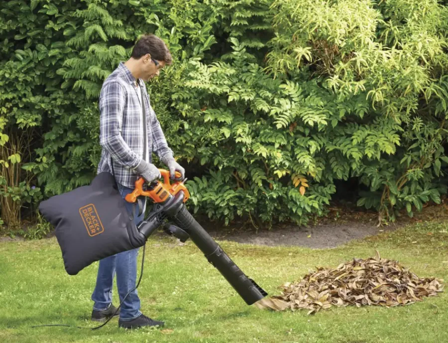 Bladblazers > BLACK+DECKER tuinruimer 3000 W BEBLV300SB