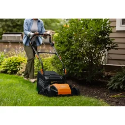 Verticuteermachines > BLACK+DECKER verticuteermachine 32cm BEOEP320-QS