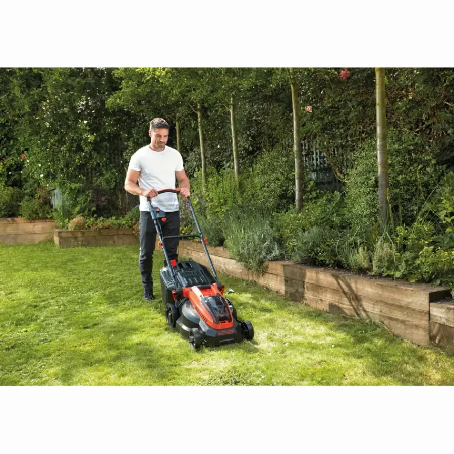 Grasmaaiers > BLACK+DECKER 36V grasmaaier CLM3825L2 38 cm incl. accu + lader