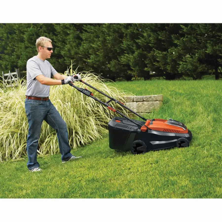 Grasmaaiers > BLACK+DECKER 36V grasmaaier CLM3825L2 38 cm incl. accu + lader