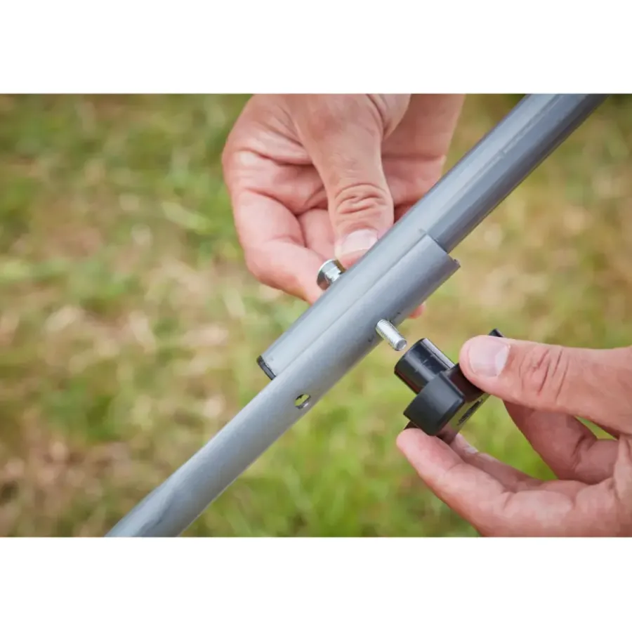 Grasmaaiers > BLACK+DECKER 2x18V grasmaaier BCMW33184L2-QW 33 cm incl. twee 4,0 Ah accu's