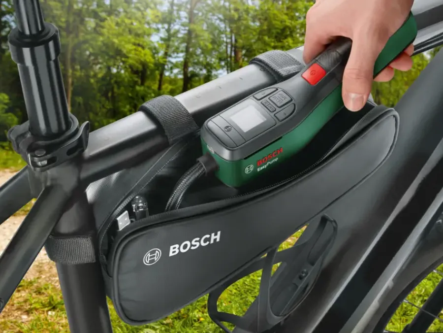 Overig Accu Gereedschap > Bosch EasyPump accupomp incl 3 ventielen en handige fietstas