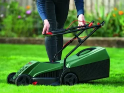 Grasmaaiers > Bosch elektrische grasmaaier Rotak 320 - ARM 3200 32cm 1200W