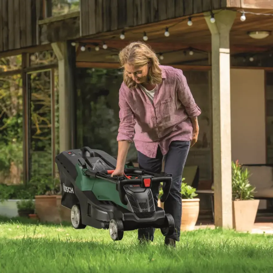 Grasmaaiers > Bosch grasmaaier 1700W AdvancedRotak 40-650