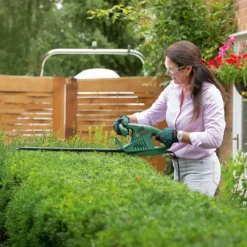 Heggenscharen > Bosch heggenschaar 420W EasyHedgeCut 45 cm