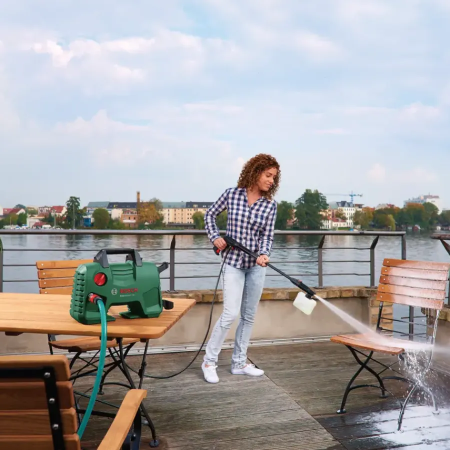 Hogedrukreiniger > Bosch hogedrukreiniger EasyAquatak 120