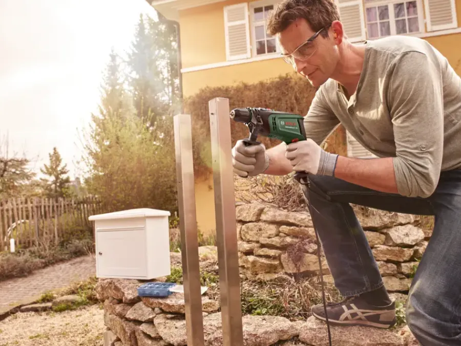 Boormachines > Bosch klopboormachine UniversalImpact 730W