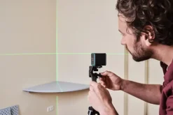 Kruislijnlasers|Waterpassen > Bosch kruislijnlaser Quigo Green incl. statief