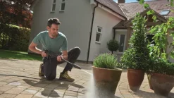 Hogedrukreinigers|Hogedrukreiniger > Bosch Universal Aquatak 135 Home & Car kit hogedrukreiniger