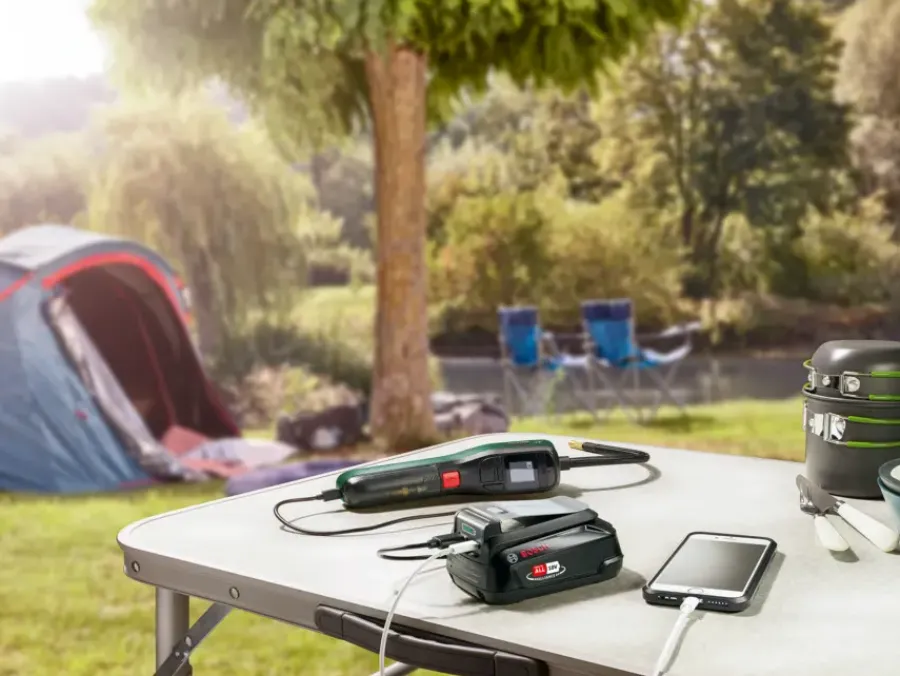 Overige Elektrisch Gereedschap Accessoires > Bosch 18V accu-adapter met USB-C® en USB-A uitgang