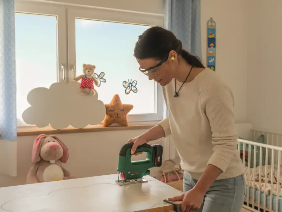 Accu Decoupeerzaag|Zaagmachines & -tafels > Bosch 18V decoupeerzaag EasySaw 70mm (zonder accu)