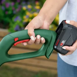 Grasmaaiers > Bosch 18V grasmaaier EasyMower incl. 4Ah accu + lader