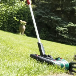 Grasscharen En Buxusscharen|Heggenscharen > Bosch 3,6V grasschaar Isio Gen III