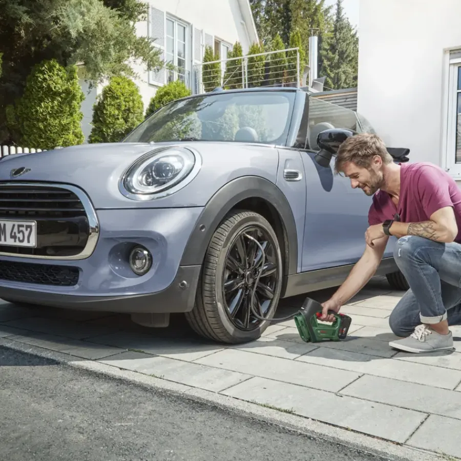 Overig Accu Gereedschap > Bosch 18V luchtpomp UniversalPump (zonder accu)