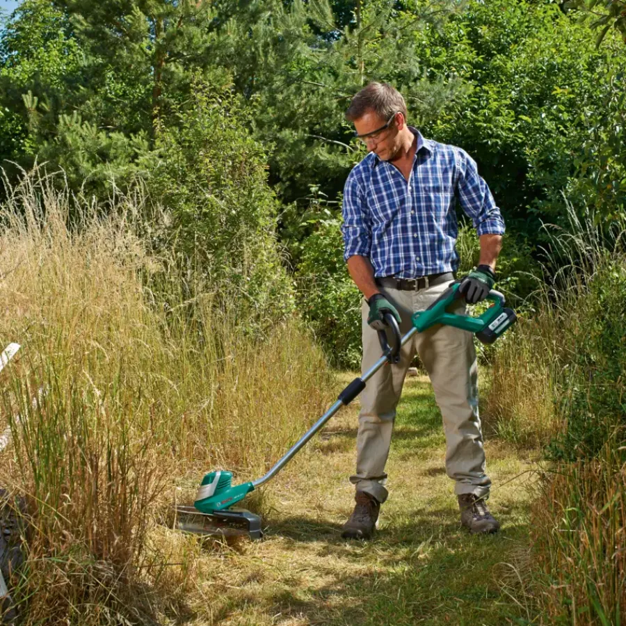 Grastrimmers > Bosch 36V trimmer AdvancedGrassCut 36 30cm incl. 2,0Ah accu + lader