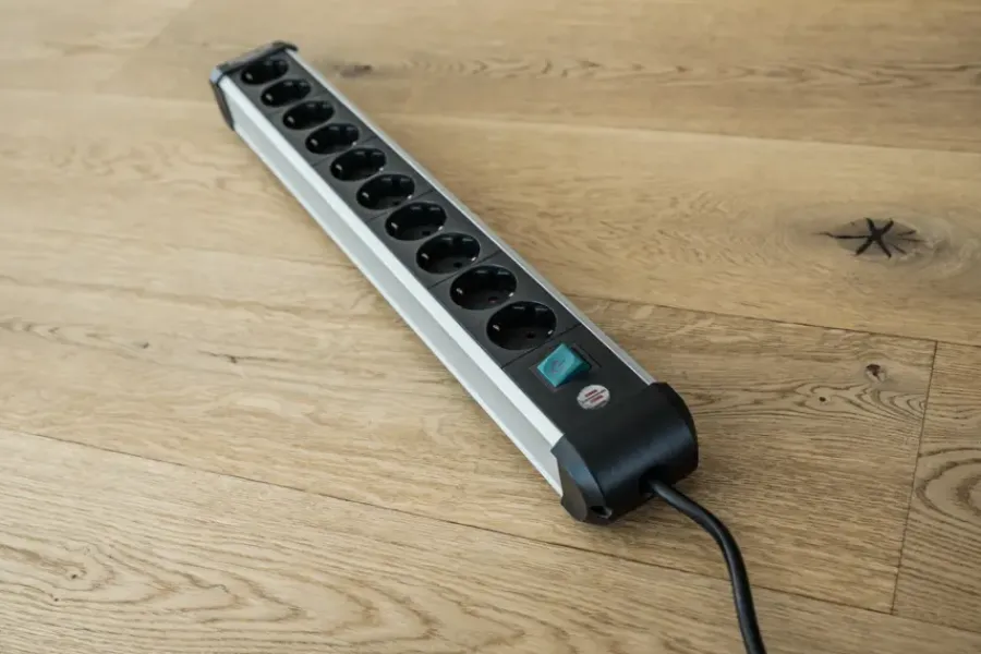 Stekkerdozen > Brennenstuhl Premium-Alu-Line stekkerdoos 10-voudig met schakelaar aluminium 3 Meter