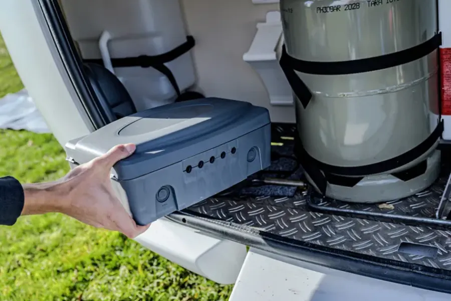 Installatiedraad|Lasklemmen En Verbindingsklemmen > Brennenstuhl Weerbestendige box IP54