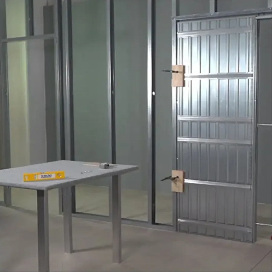 Elektriciteitsbuizen > Geen Buis vierkant aluminium brut 20x20x2000x1mm