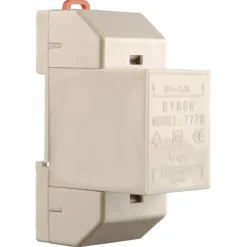Intercoms & Deurbellen|Elektronische Beveiliging > Byron Transformator 7770 8 Volt 1Amp