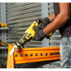 Accu Reciprozaag > DeWALT 18V XR reciprozaag brushless DCS367N-XJ (zonder accu)