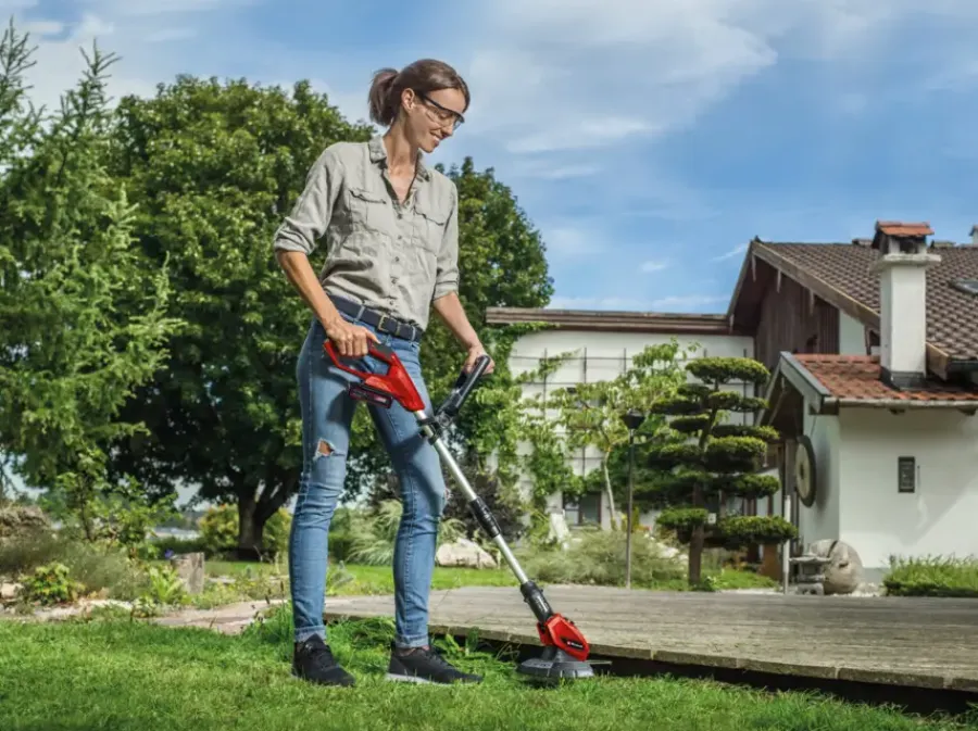 Grastrimmers > EINHELL 18V grastrimmer GE-CT 18 LI kit incl 2.5Ah accu en lader