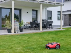 Grasmaaiers|Robotmaaiers > EINHELL 18V robotmaaier FREELEXO CAM PLUS 600 (Incl. 4.0 Ah accu + oplader)