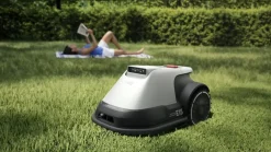 Grasmaaiers|Robotmaaiers > Eufy robotmaaier AutoMower E15 - draadloos 800m - incl raincover