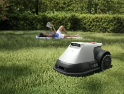 Grasmaaiers|Robotmaaiers > Eufy robotmaaier E15 Solo | Draadloos 800 m²
