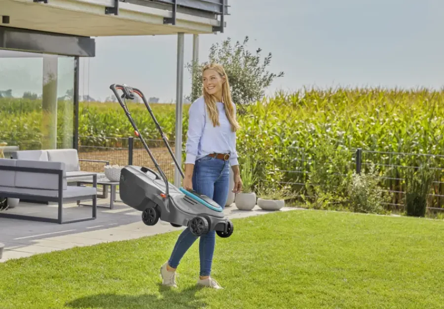 Grasmaaiers > Gardena elektrische grasmaaier Powermax 32/1200 G2 32cm 1200W