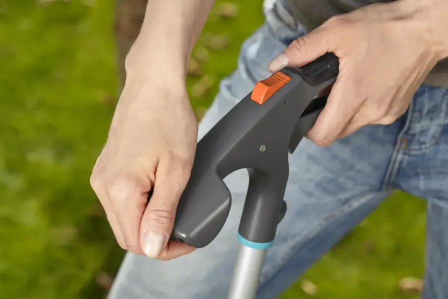 Snoeigereedschap > Gardena grasschaar comfort draaibaar