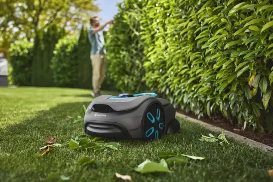 Grasmaaiers|Robotmaaiers > Gardena Robotmaaier Smart Sileno Sense 600